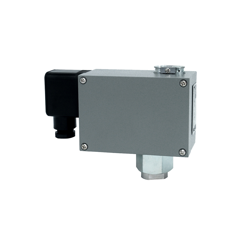 TL0104雙觸點壓力開關/壓力控制器